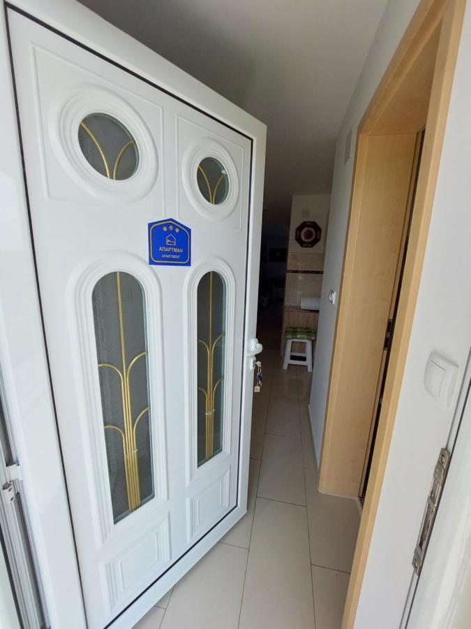 Ferienwohnung Apartman Sarm Srebrno Jezero Veliko Gradište Exterior foto